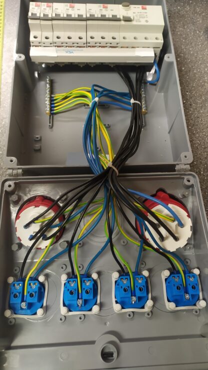 Rozvaděč staveništní 32A/5 2x16A/5 4xGS 230V okno 12M